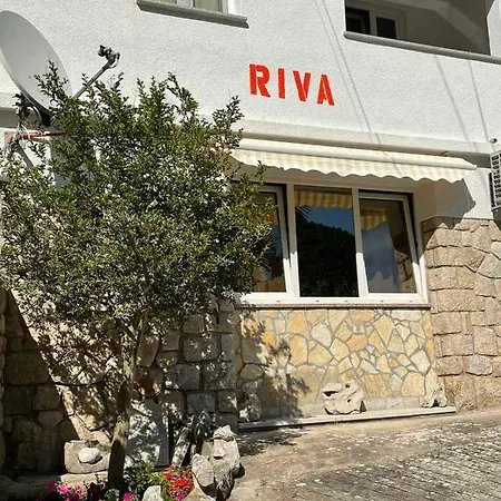 アパート Riva *